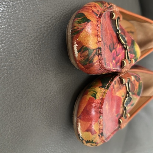 Patricia Nash Floral Leather Loafers - Multicolor - Picture 9 of 9